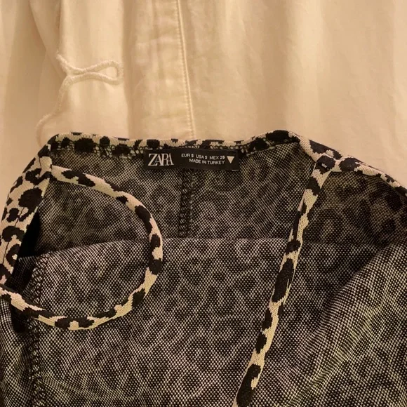 Zara below the knee leopard print dress - Picture 4 of 4